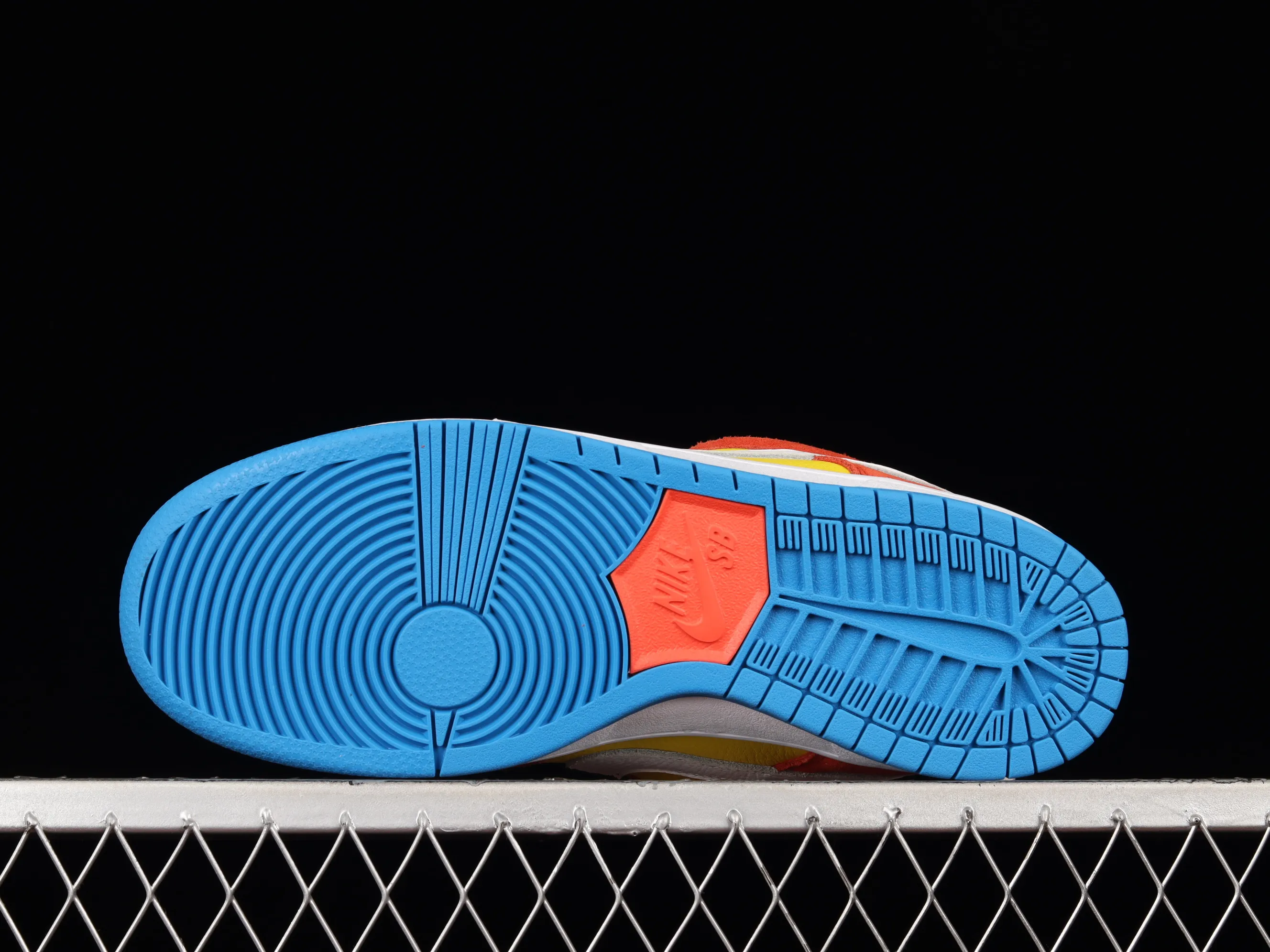 All categories Nk SB Dunk series Nk SB Dunk Low low-top sneakers J version Nk SB Dunk Low Pro "Bart Simpson" yellow orange Simpson SB low-top sports and leisure sneakers BQ6817-602